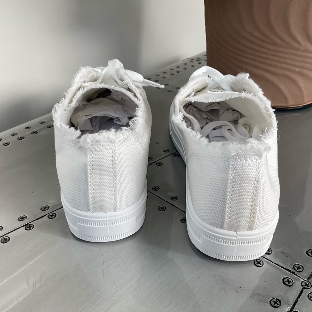 NEW White Canvas Sneakers - Picture 2 of 7